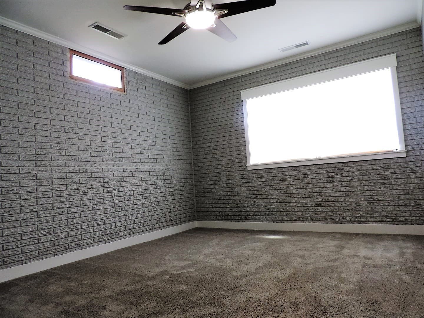 Iowa City House: 2110 E. Court Street