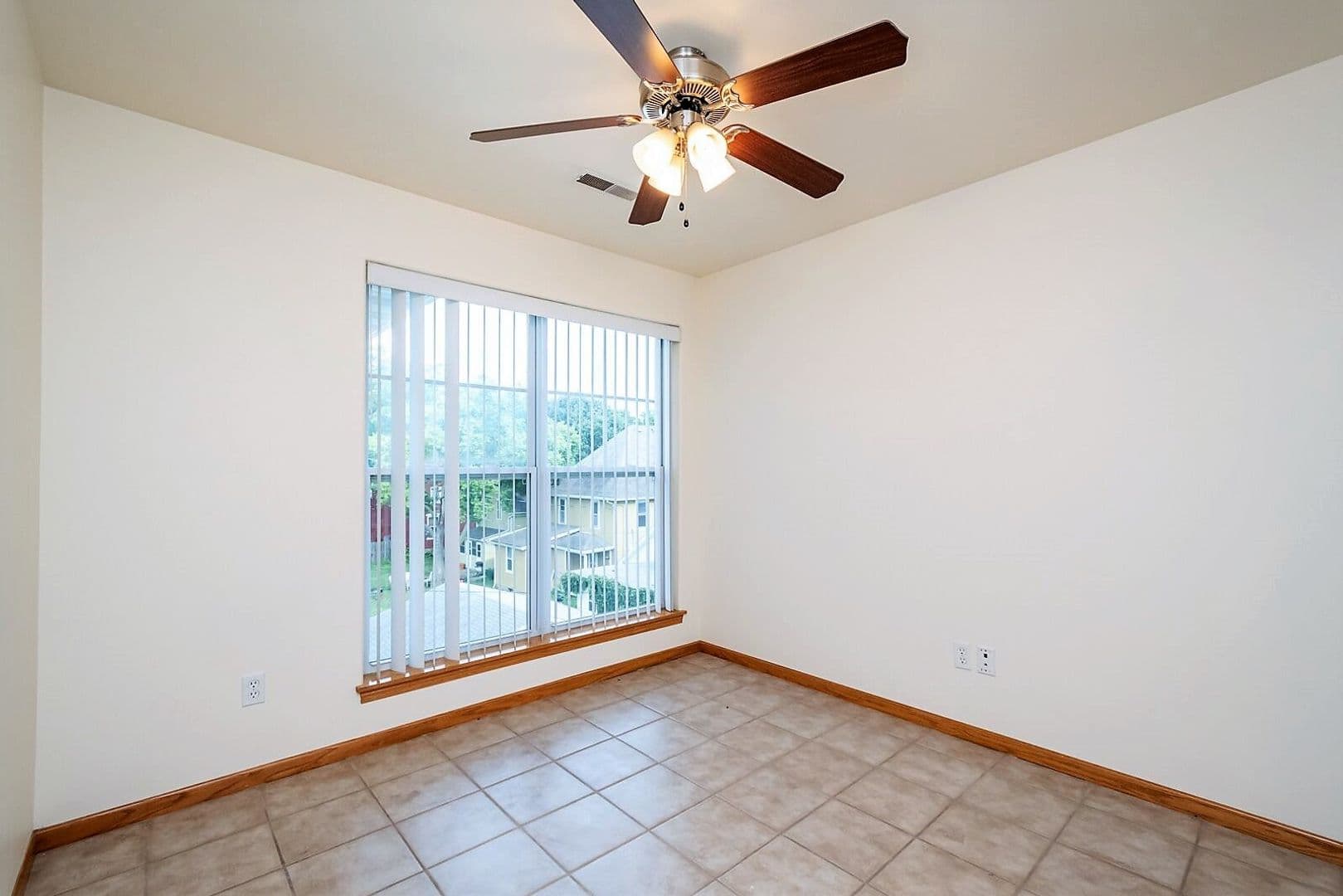 Iowa City House: 14 N. Dodge Street