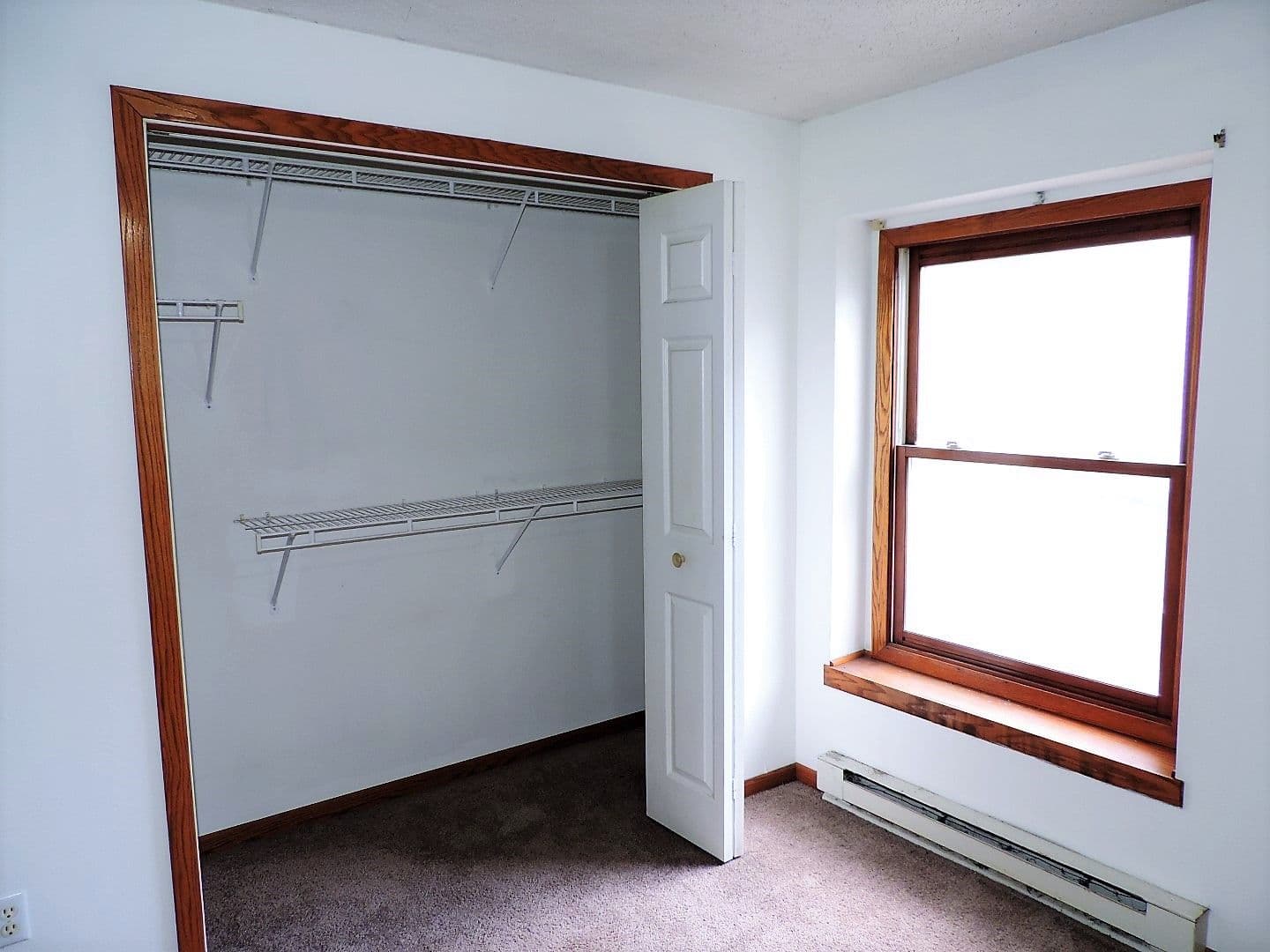 Tiffin House: 530 Iris Avenue