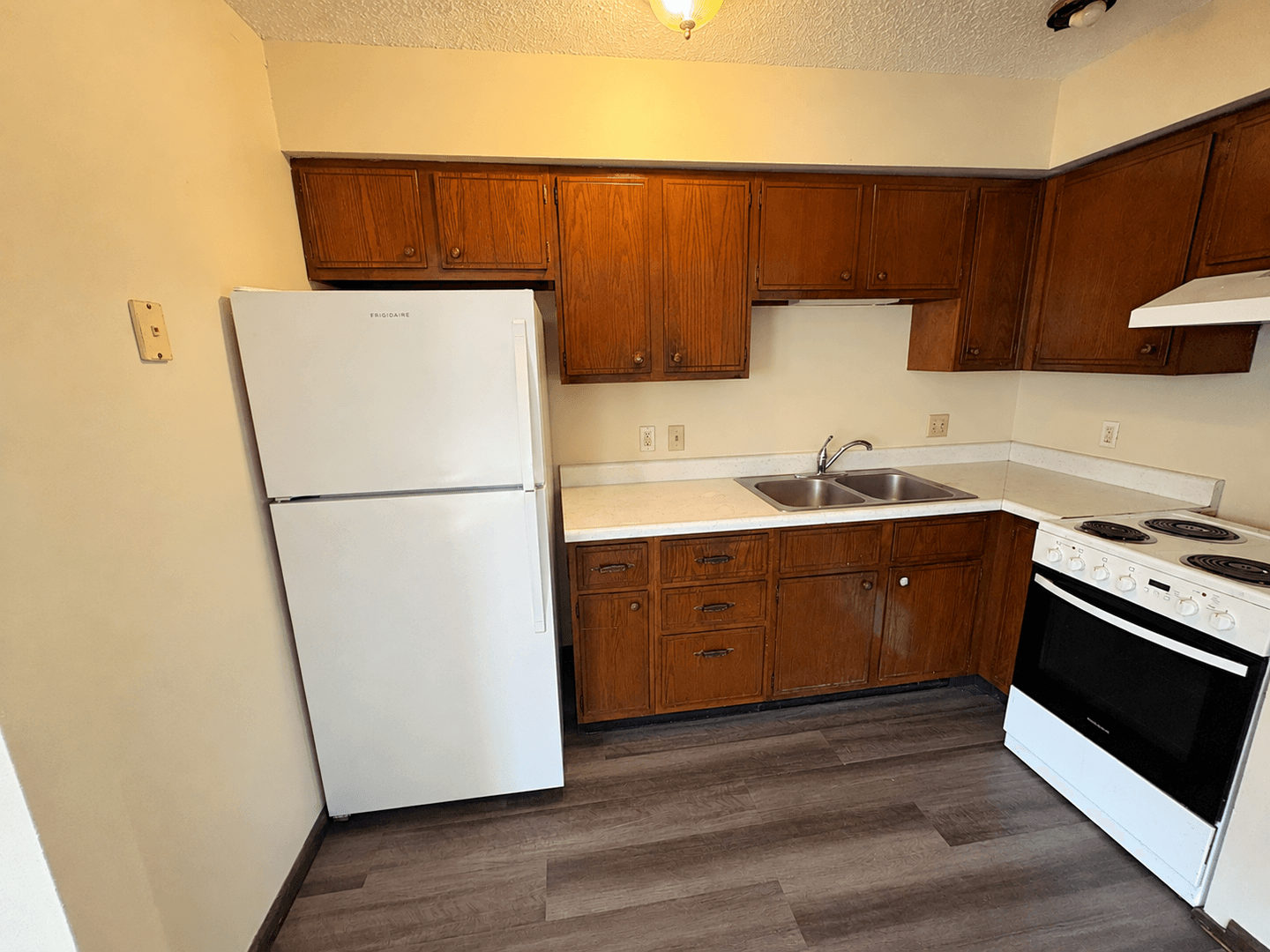 Iowa City Apartment: 912 2nd Avenue