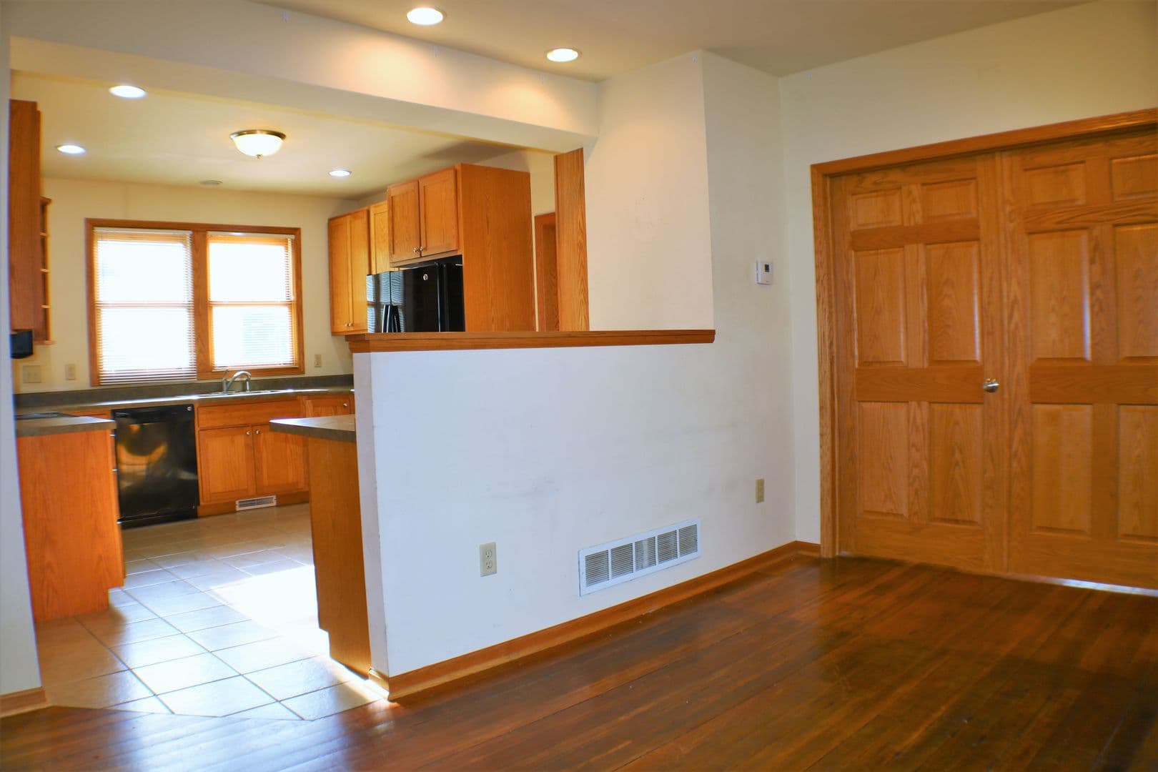 Iowa City House: 819 Iowa Avenue