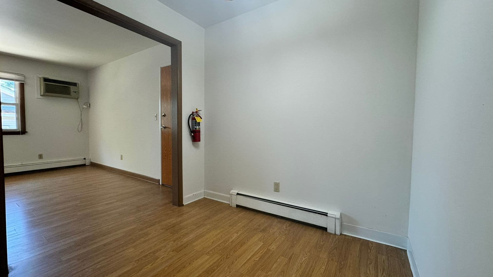 Iowa City Apartment: 614 E. Jefferson Street