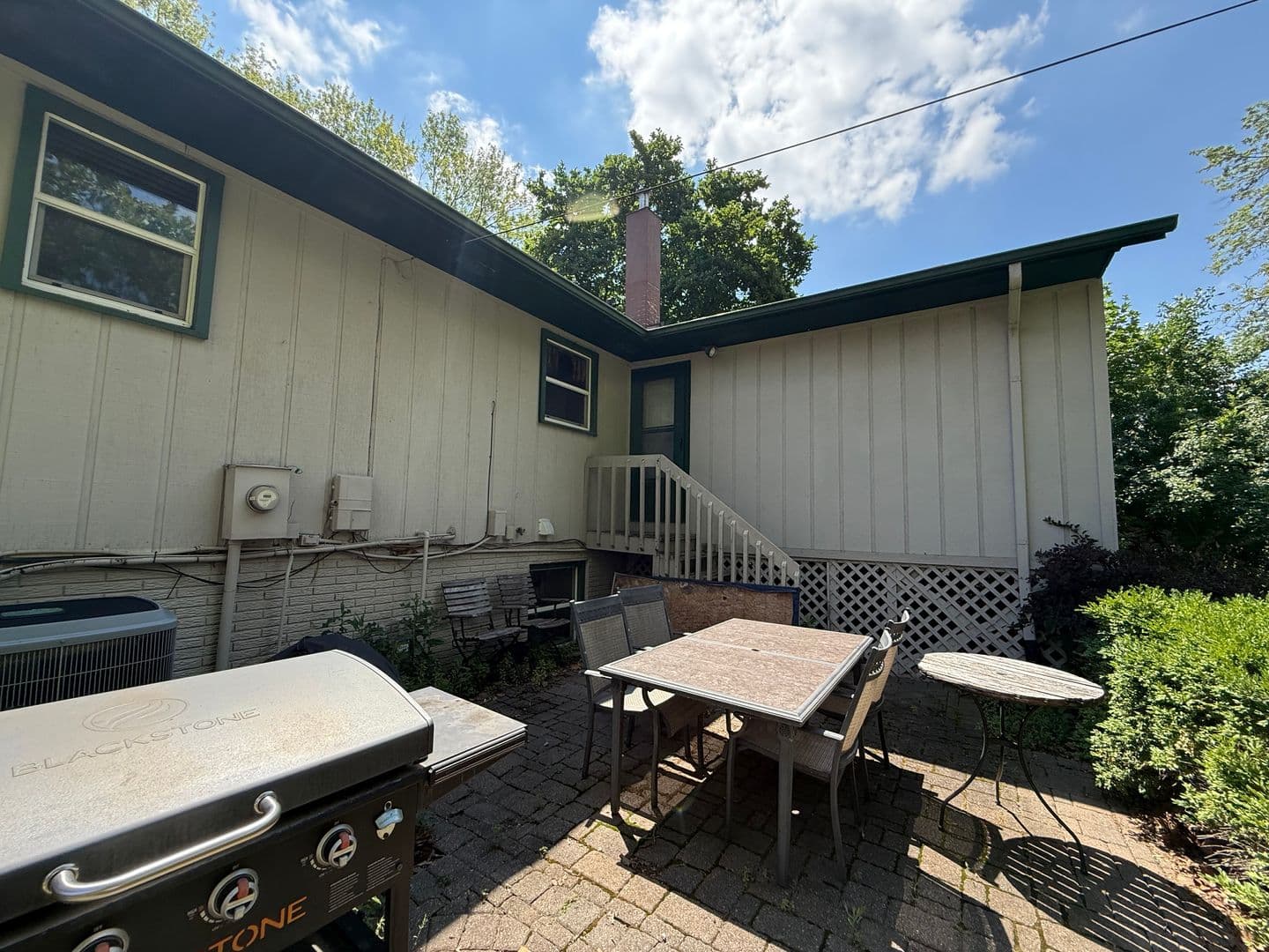 University Heights House: 21 Highland Drive