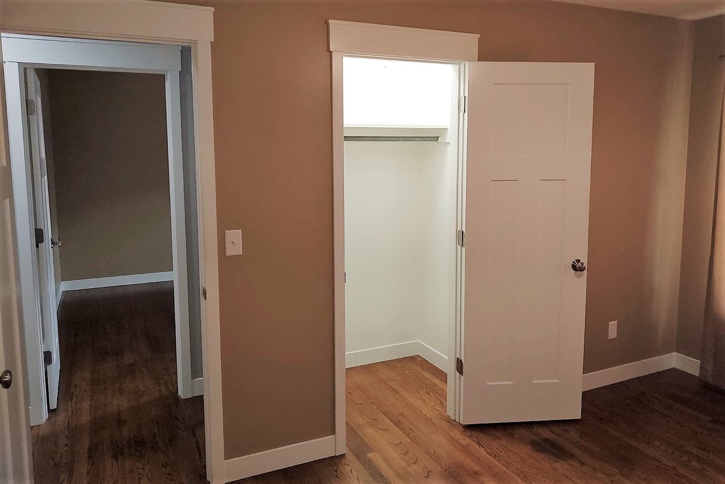 Iowa City House: 2110 E. Court Street