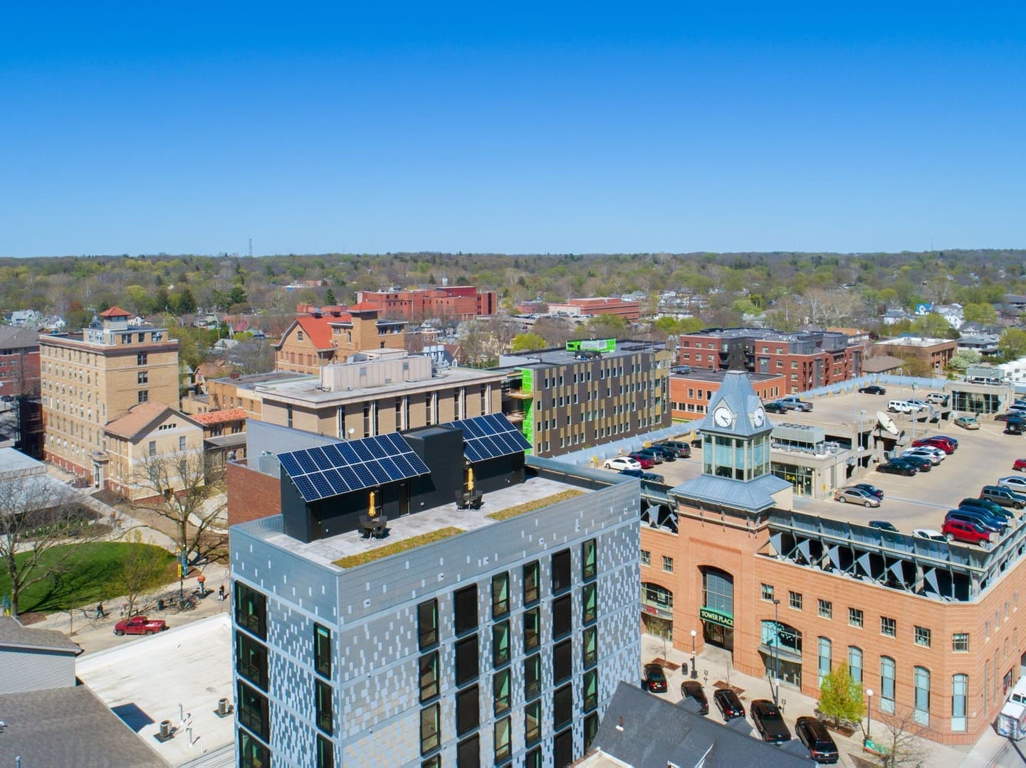 Iowa City Apartment: 7 S. Linn Street
