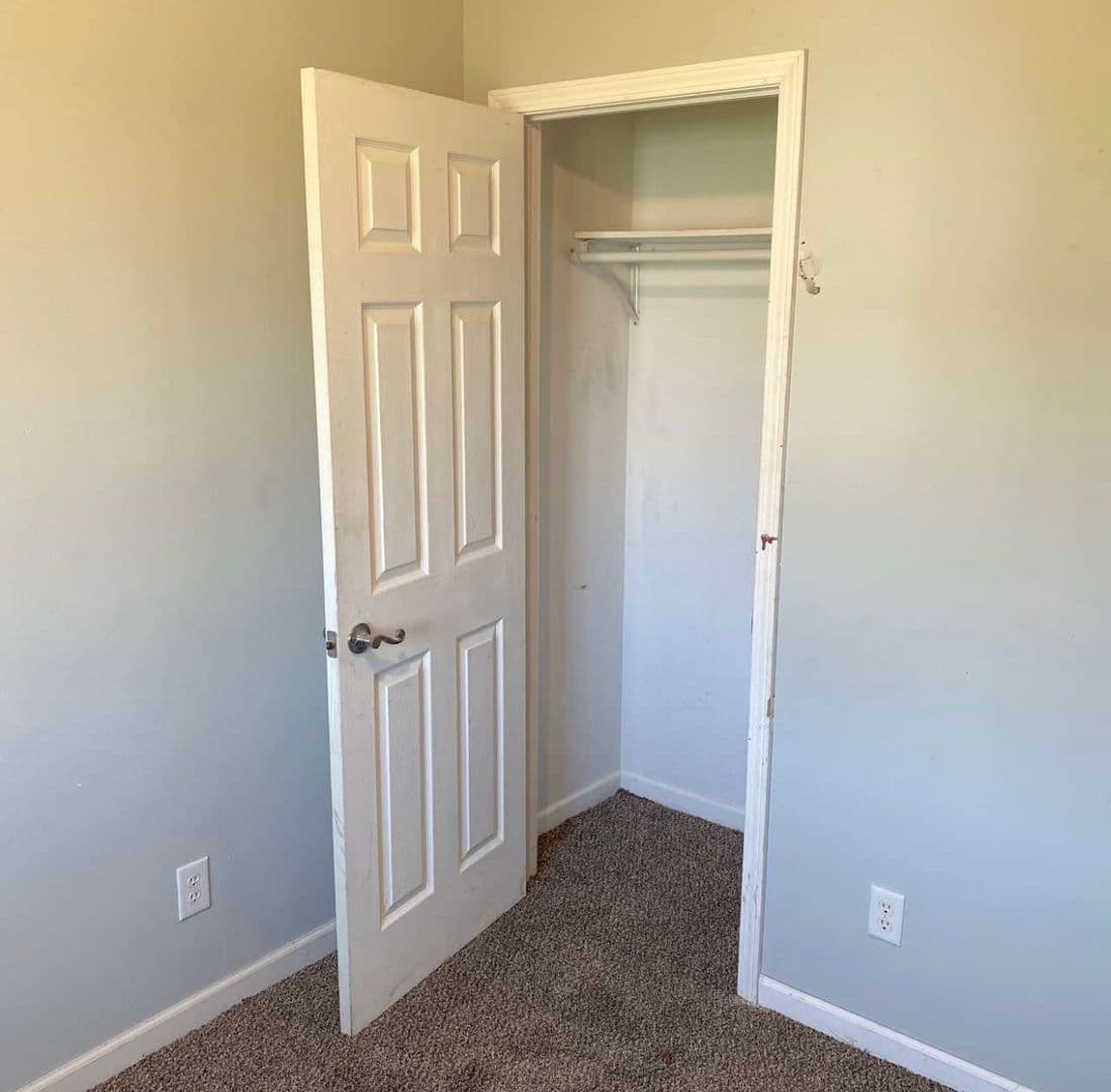 North Liberty Apartment: 230 S. Chestnut Street