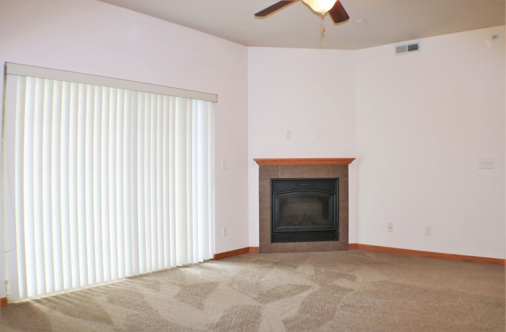 North Liberty Apartment: 510 Pond View Drive