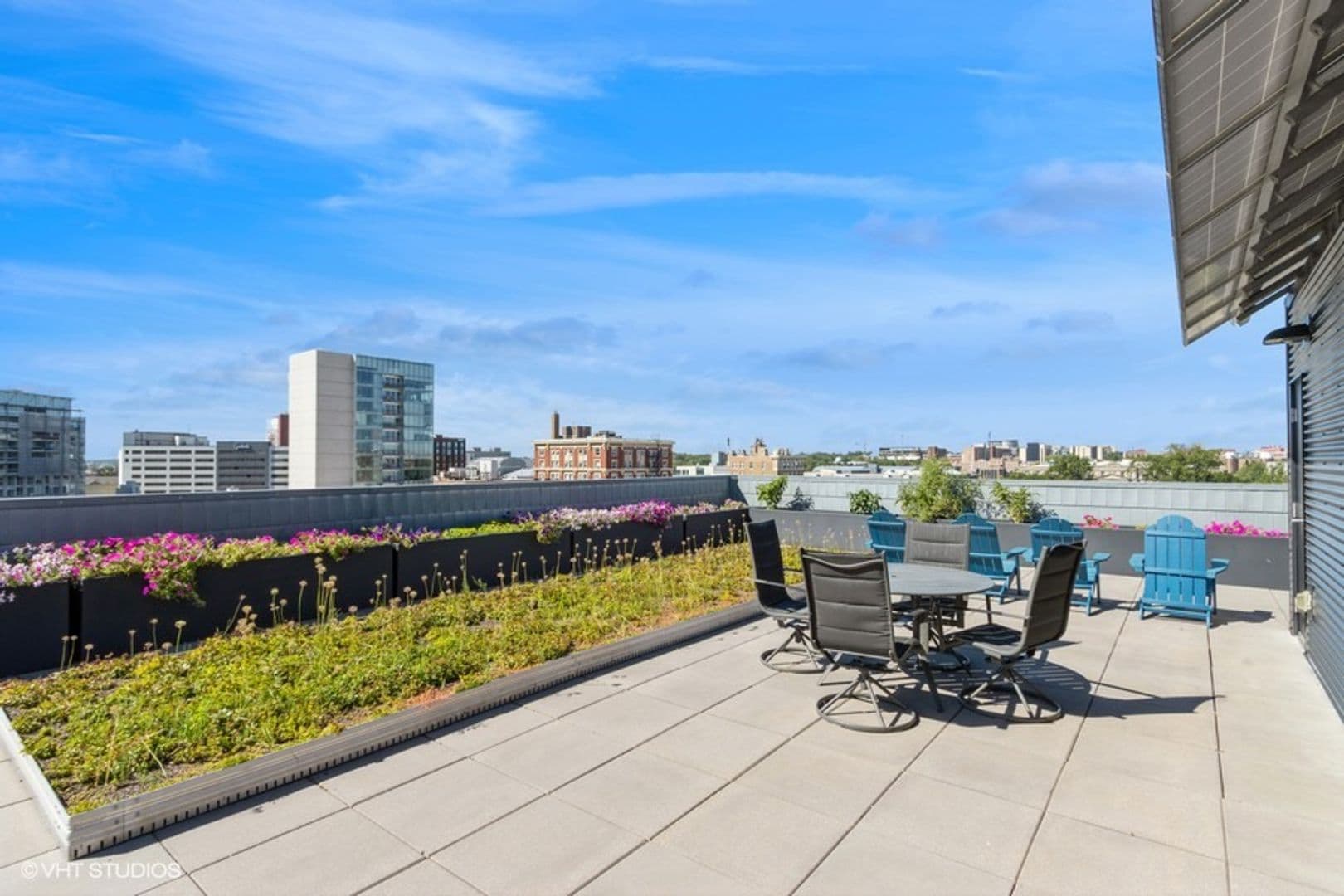 Iowa City Apartment: 7 S. Linn Street