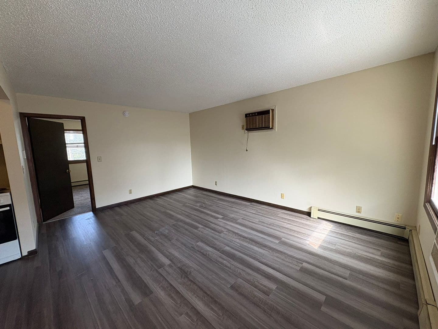 Iowa City Apartment: 912 2nd Avenue
