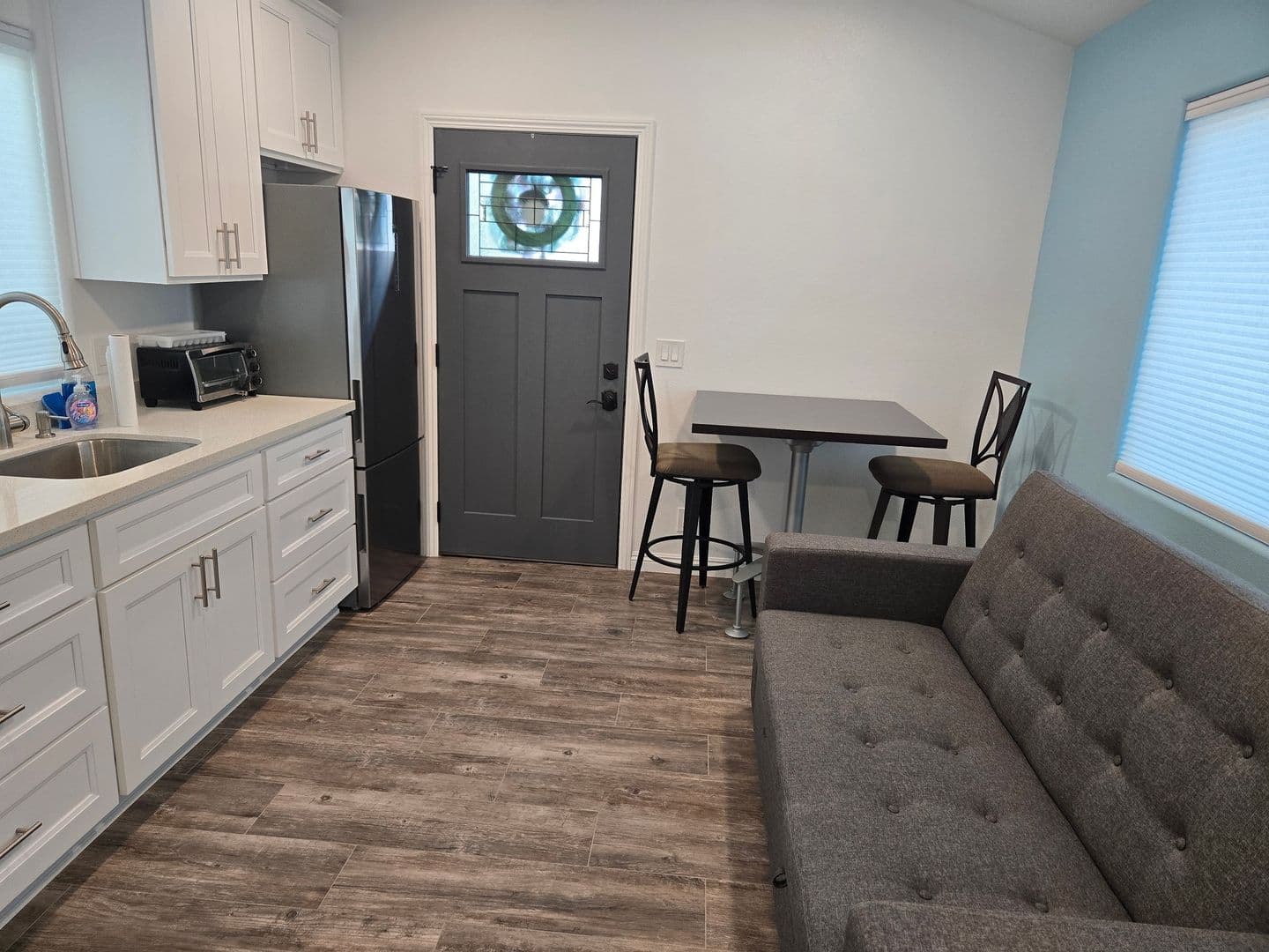 Fountain Valley House: 17267 Pepper Tree