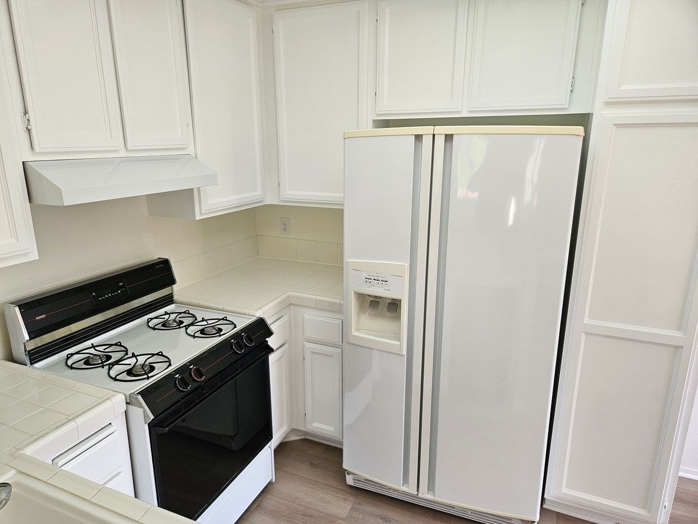 Lake Forest Condo: 25568 Azalea #54