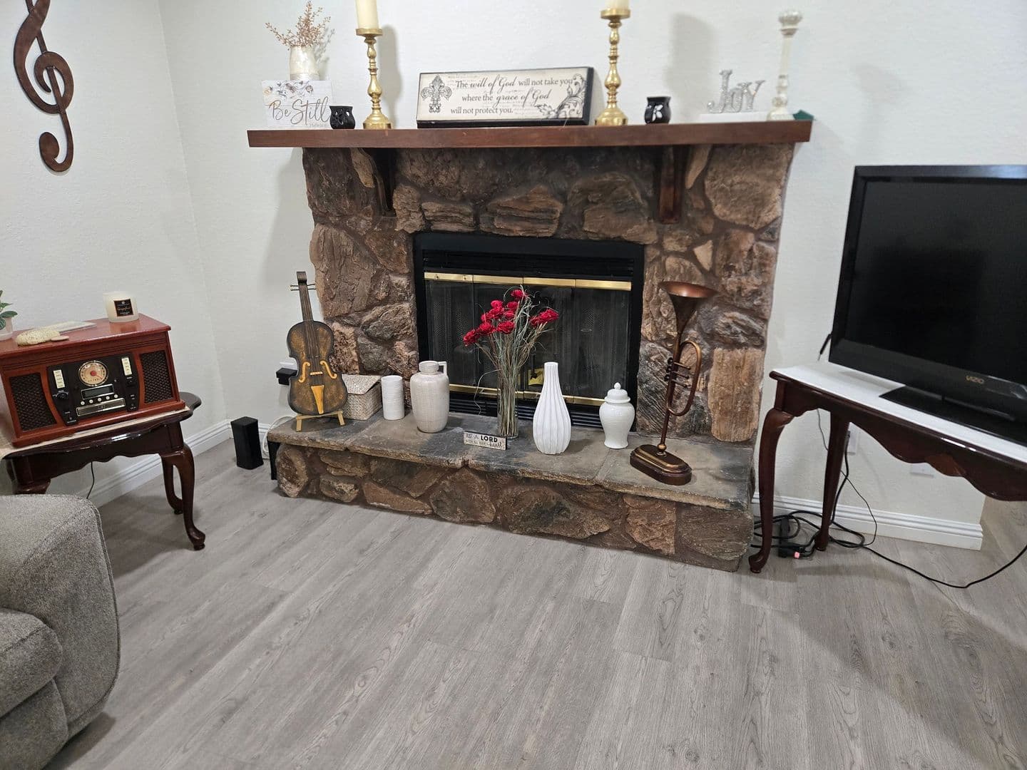 Victorville House: 12570 11th Avenue