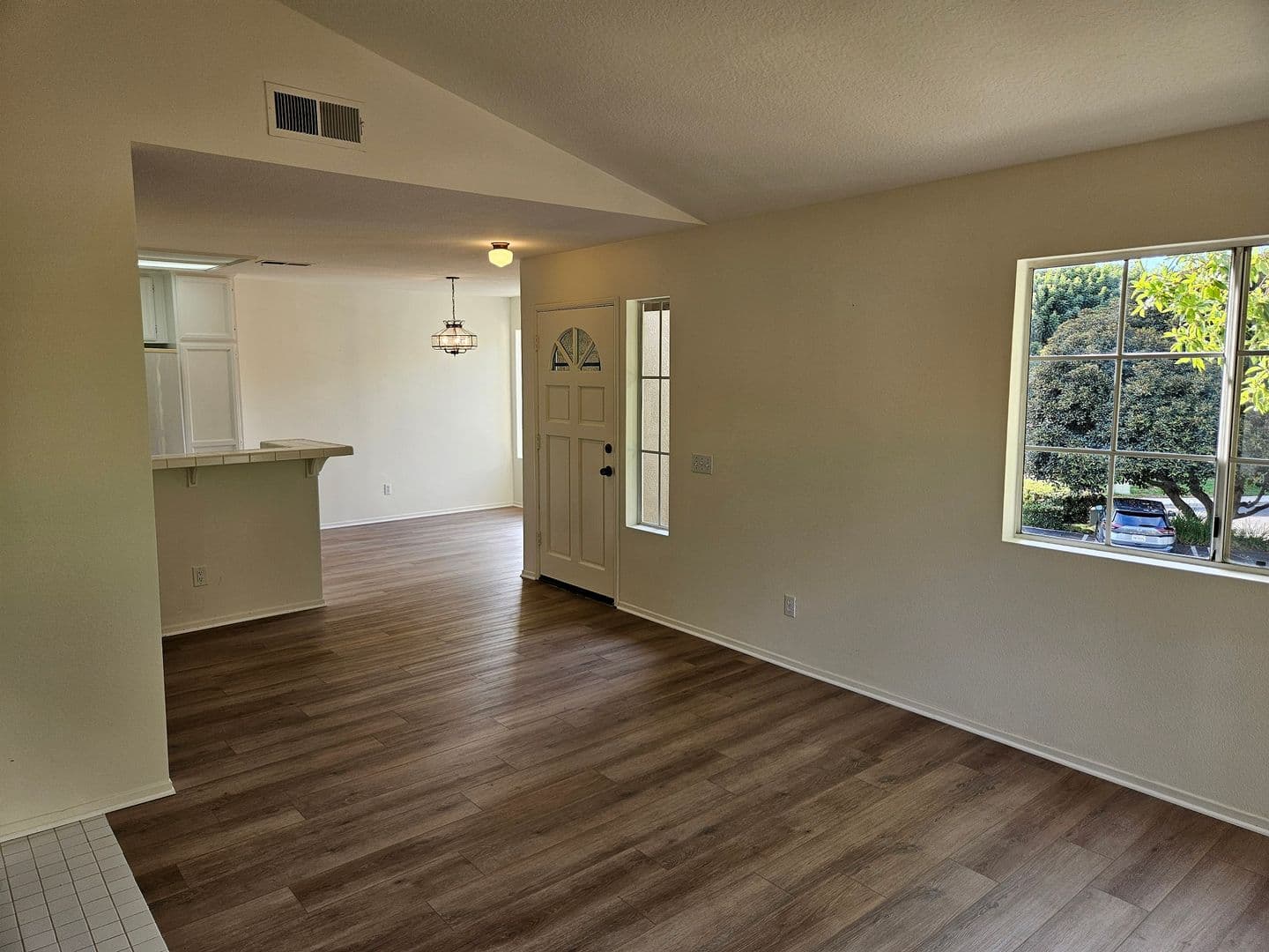 Lake Forest Condo: 25568 Azalea #54