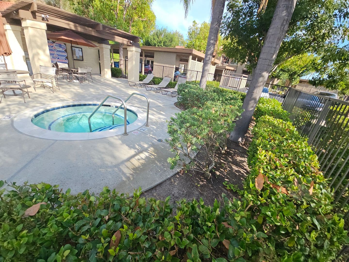 Lake Forest Condo: 25568 Azalea #54