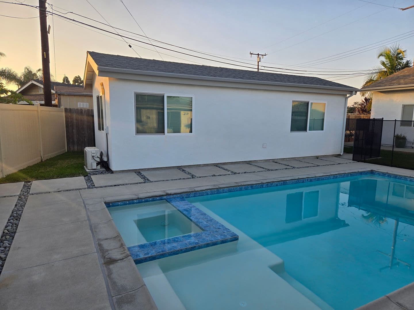 Fountain Valley House: 17267 Pepper Tree