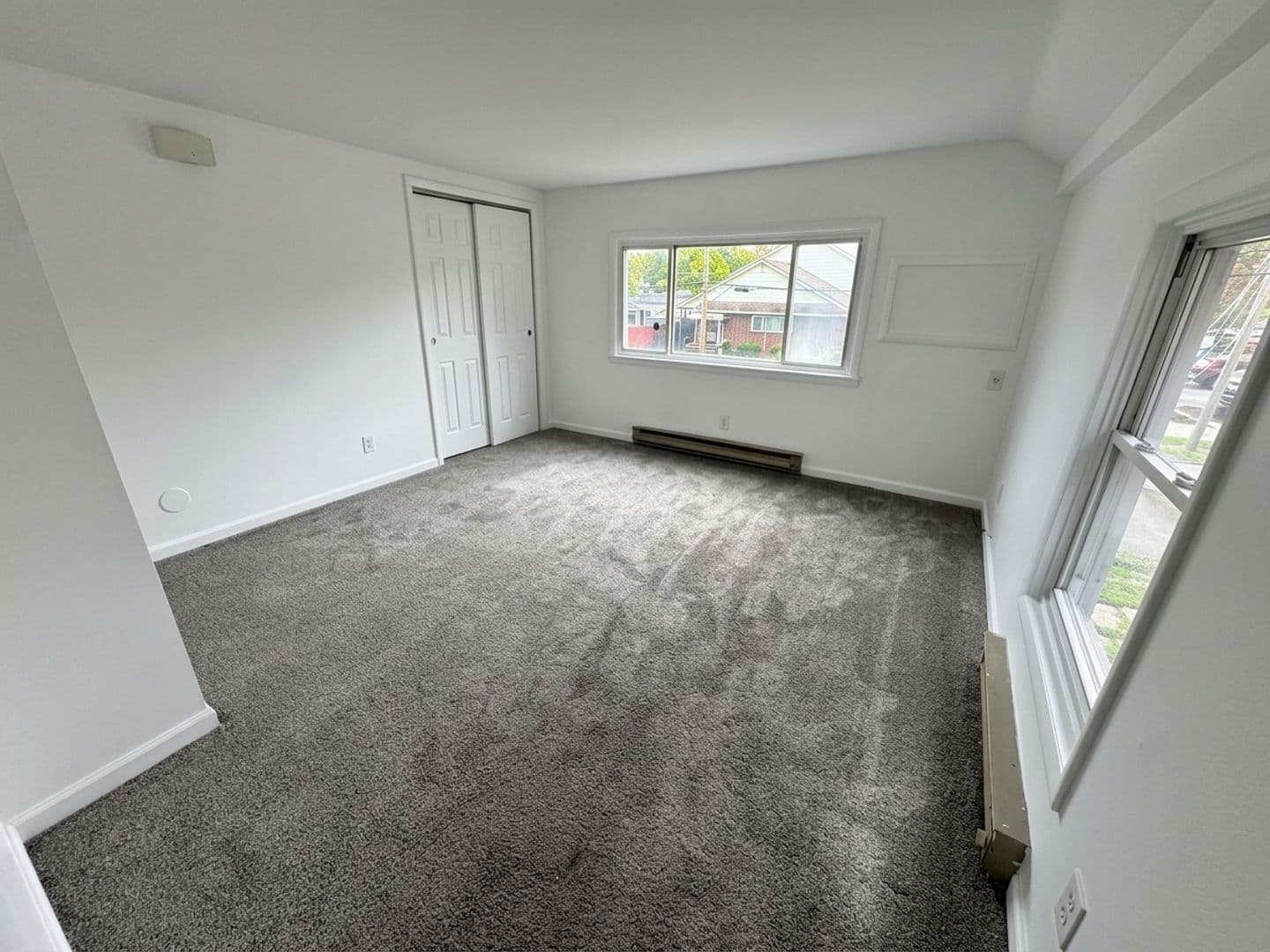 Syracuse Apartment: 405 Ash street