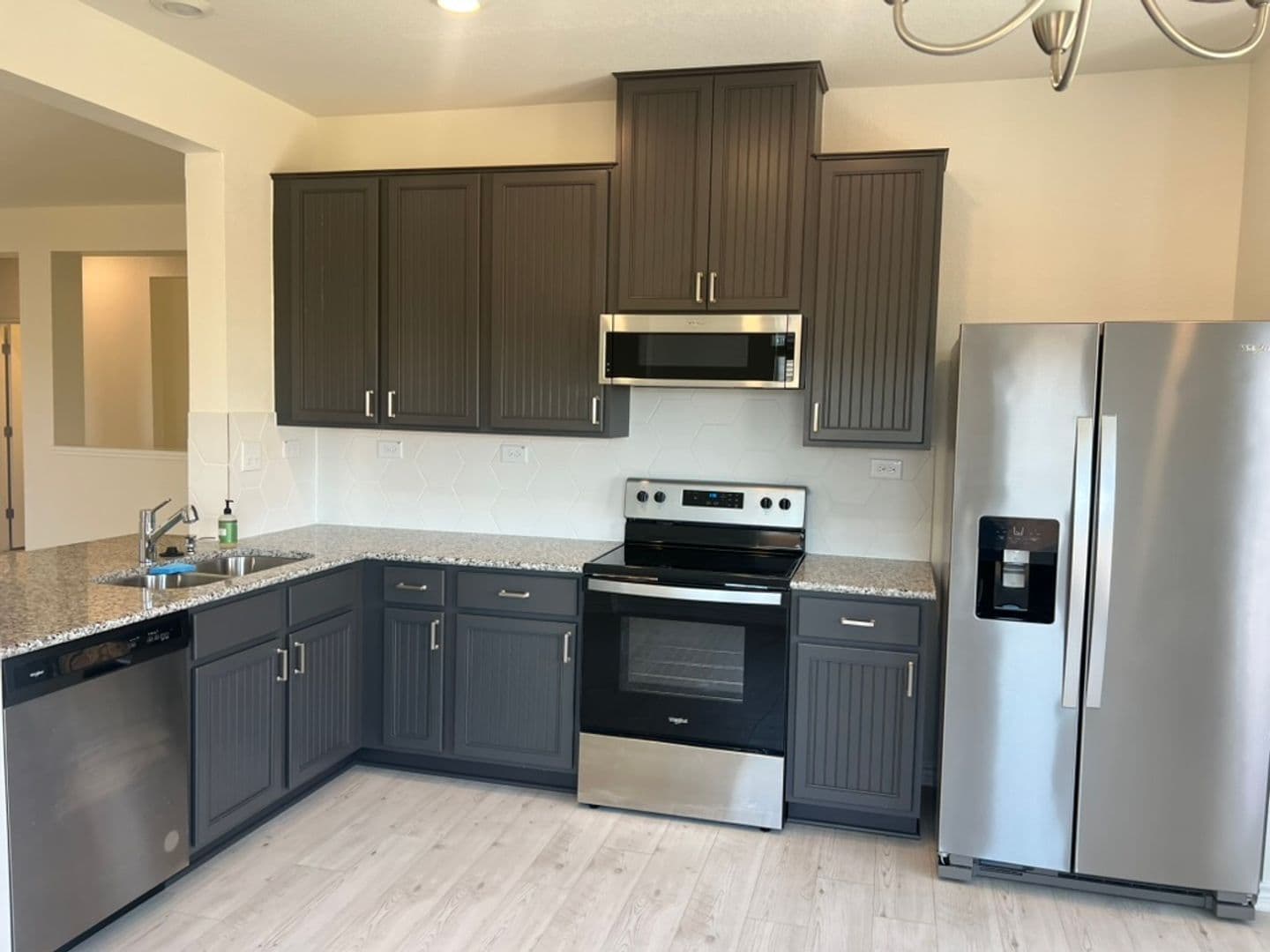 Boerne House: 114 E Granite Shores Drive