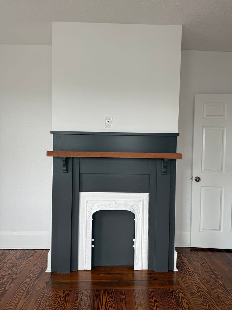 Savannah Apartment: 614 E Gwinnett St