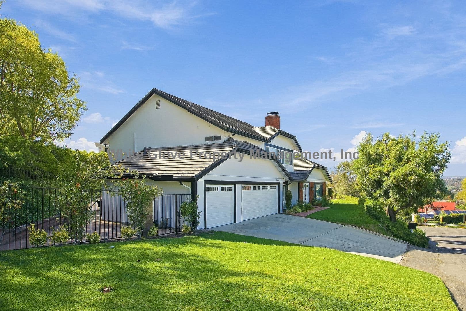 Anaheim Hills House: 265 S. Via Montanera