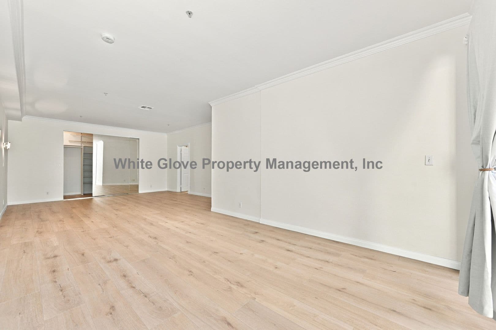 Studio City House: 3947 Carpenter Ave.