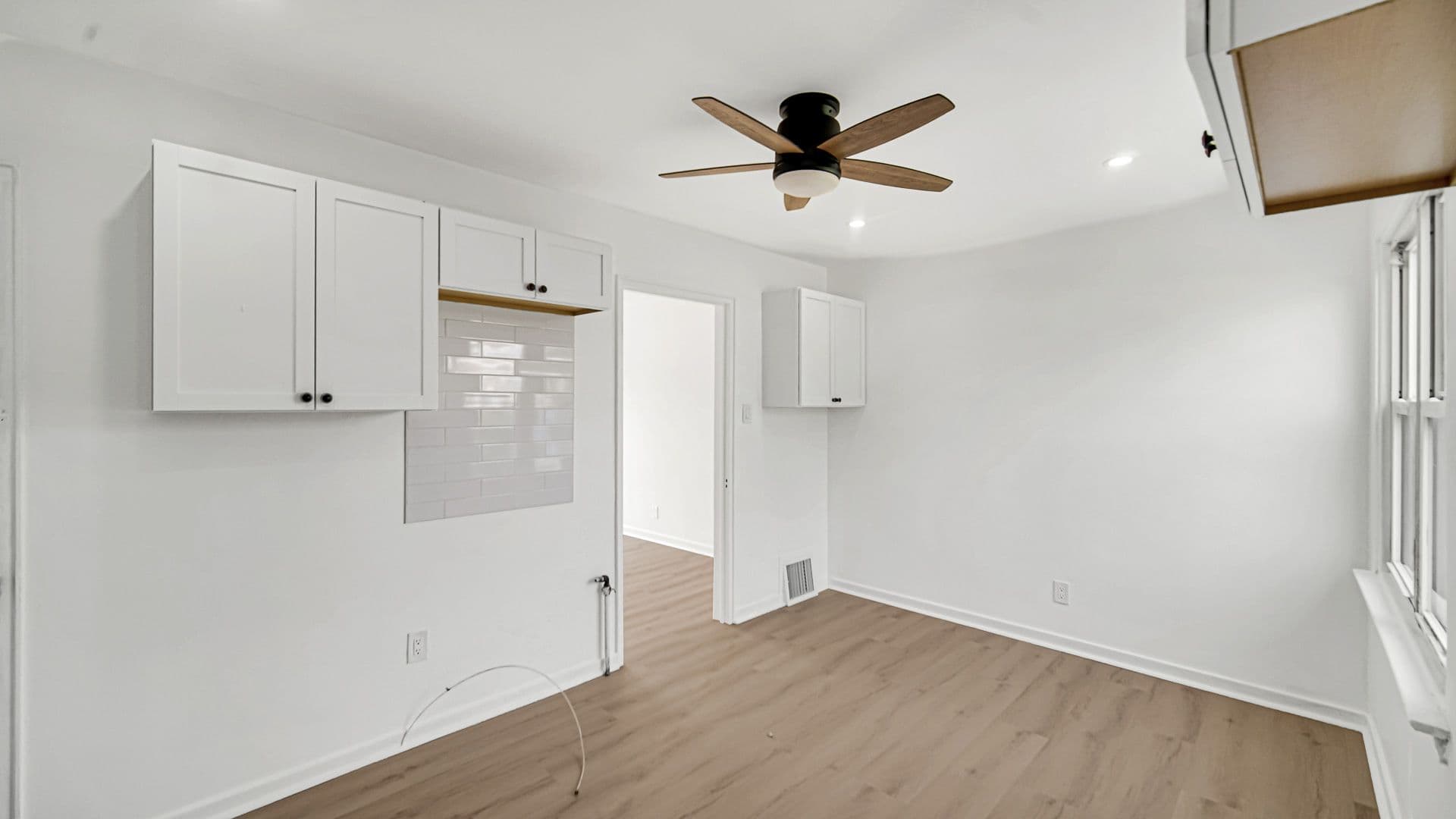 Hammond Apartment: 2229-2243 169th St