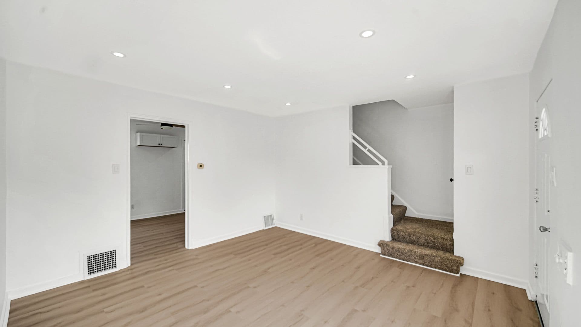 Hammond Apartment: 2229-2243 169th St