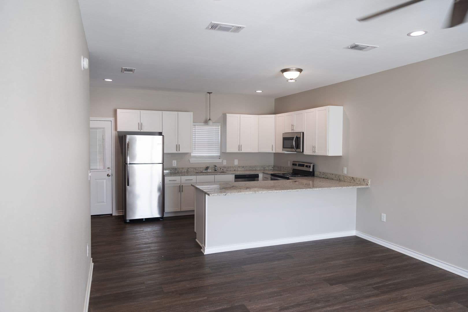 Nash Townhome: 330 N. Pecan