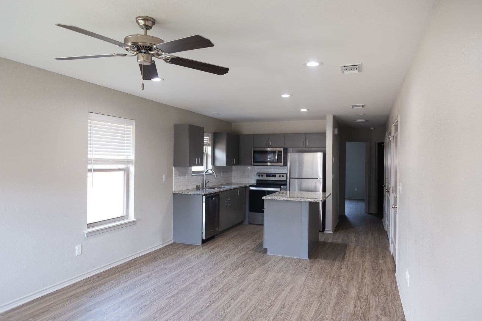 Nash Apartment: 60 Clark Street