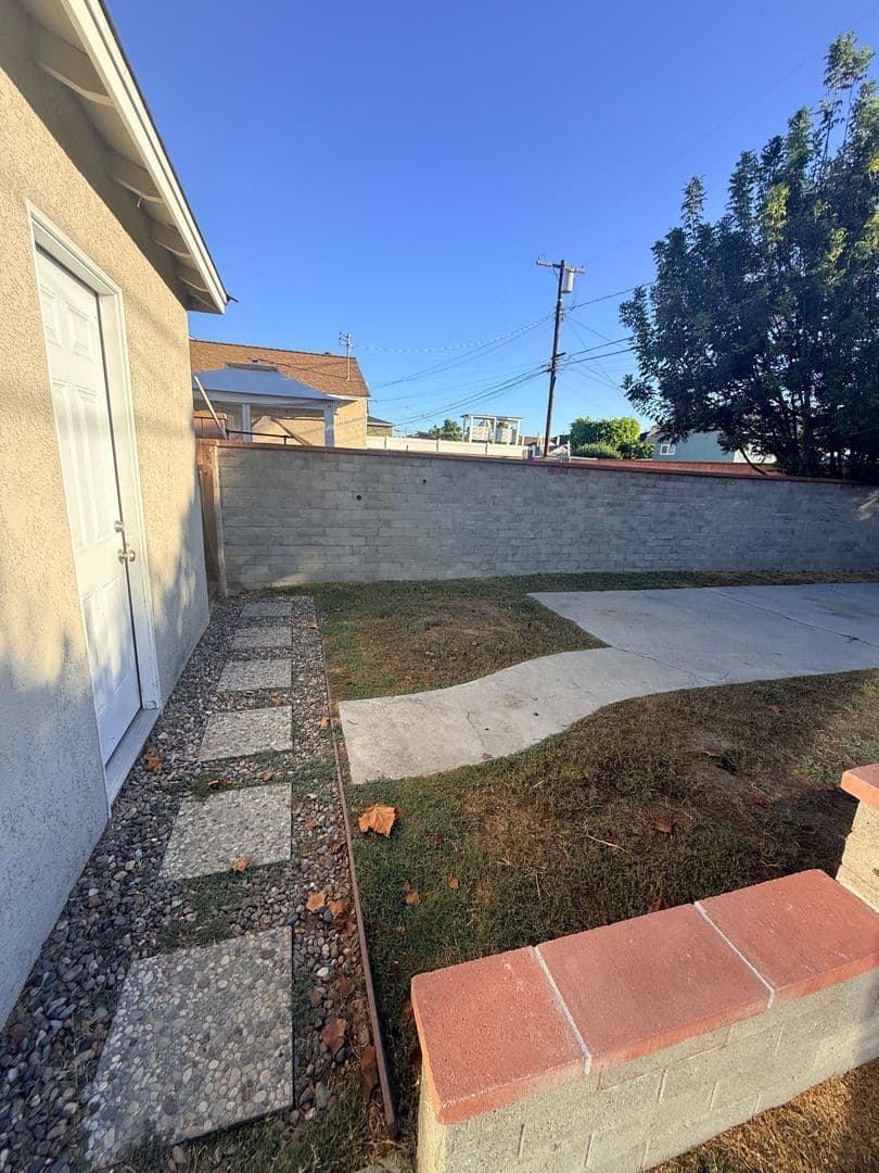 Lakewood House: 5038 Autry Ave.