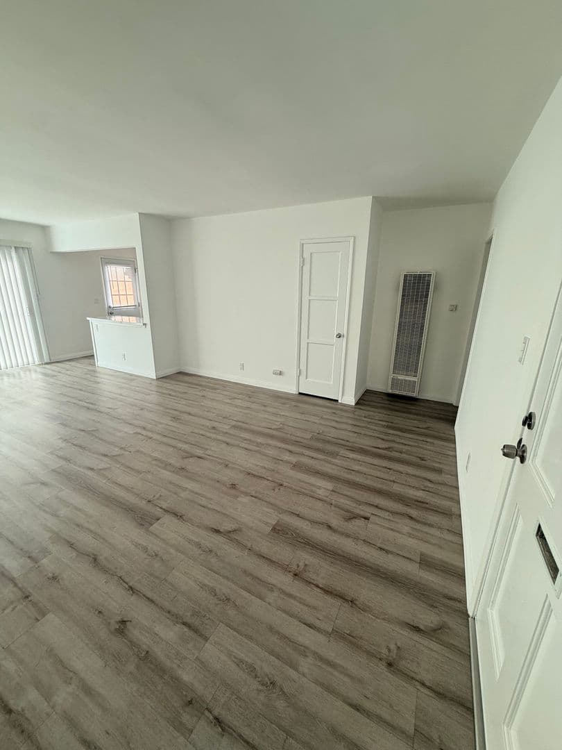 Lakewood House: 5038 Autry Ave.