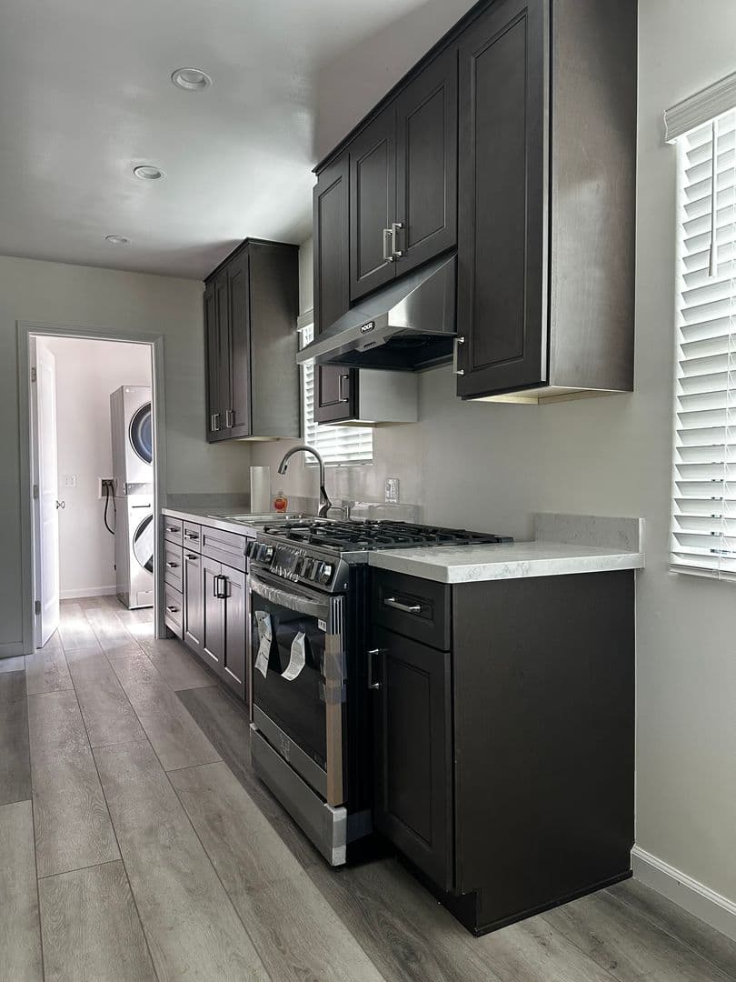 Wilmington House: 1634 Broad Ave
