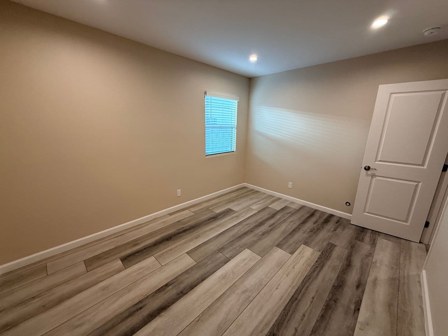 Wilmington House: 1634 Broad Ave