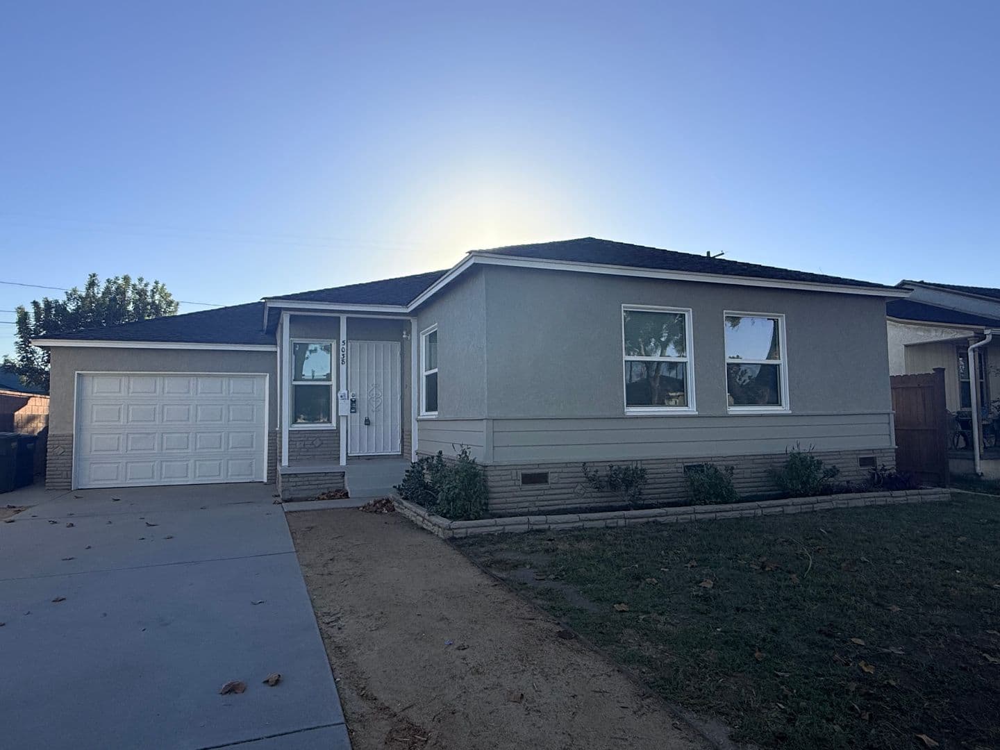 Lakewood House: 5038 Autry Ave.