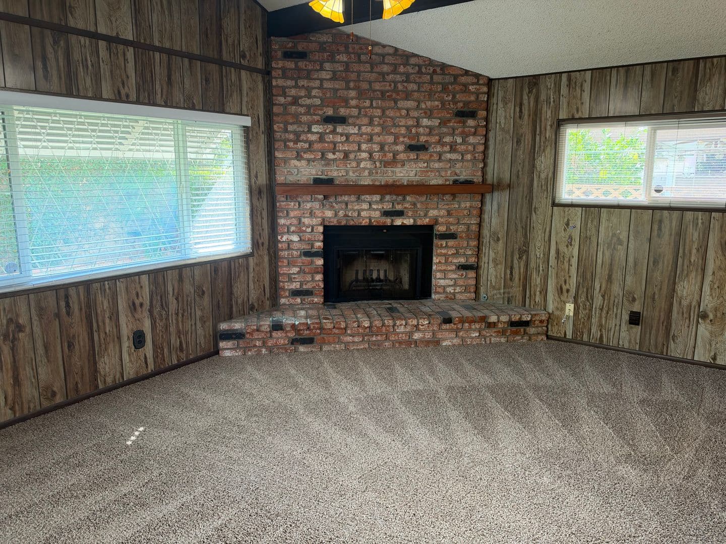 Lakewood House: 20836 Claretta Ave.
