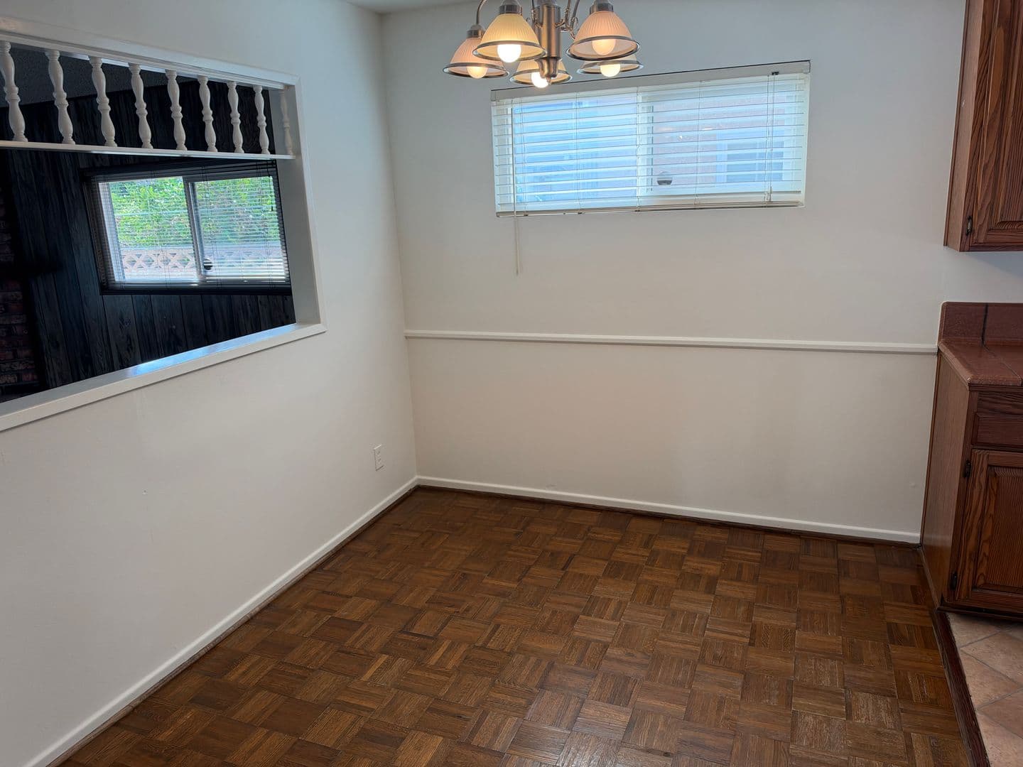 Lakewood House: 20836 Claretta Ave.