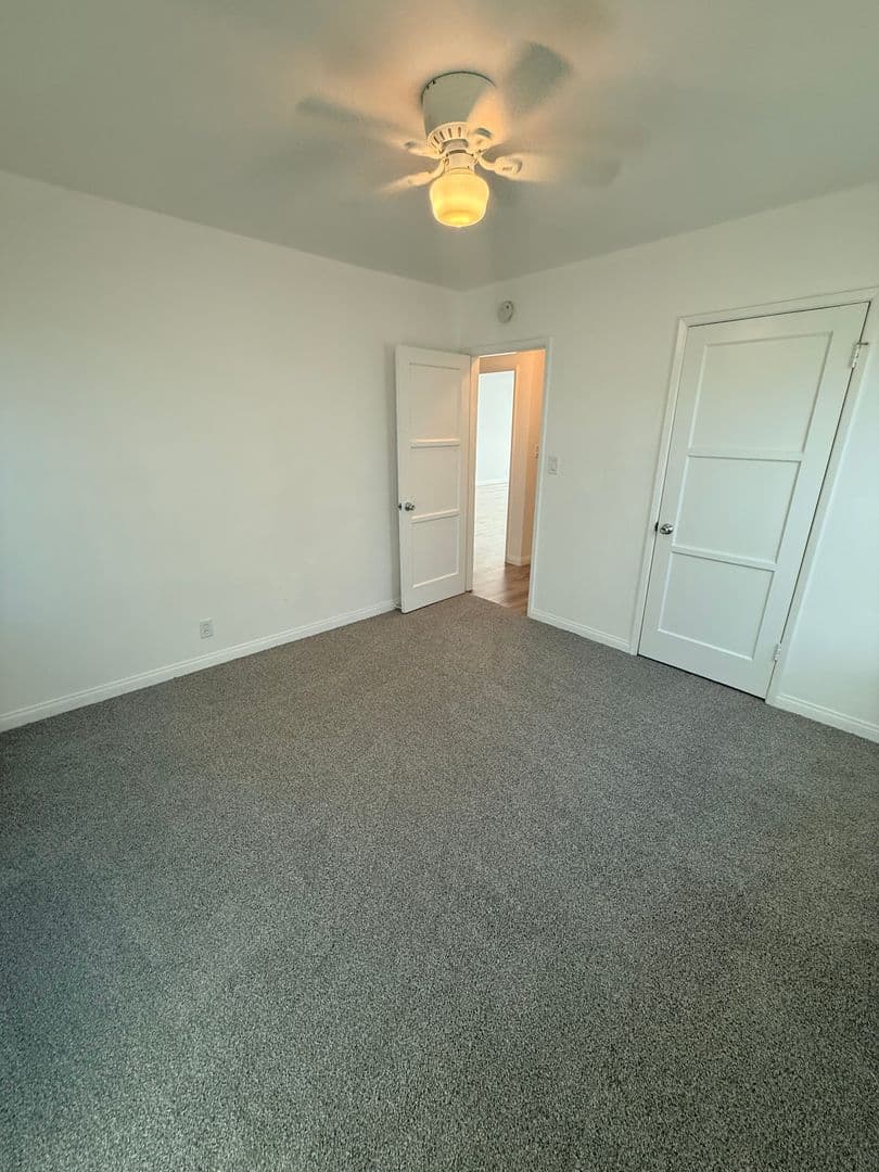 Lakewood House: 5038 Autry Ave.