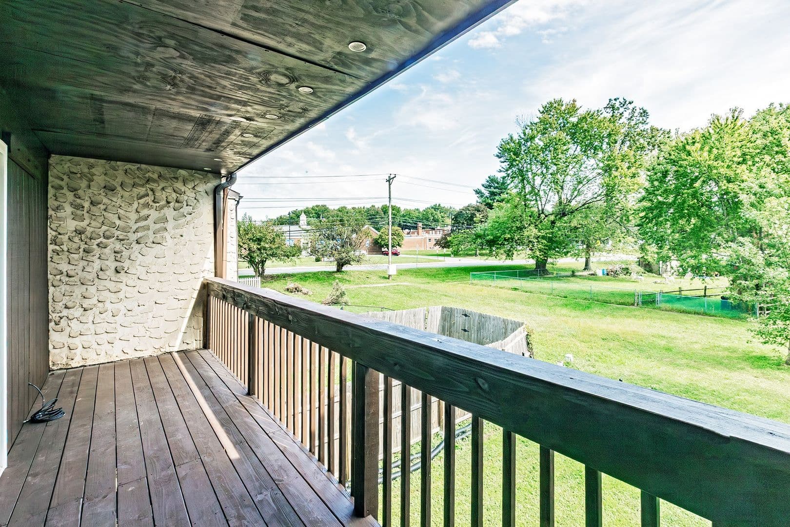Newark House: 1206 Flanders Way