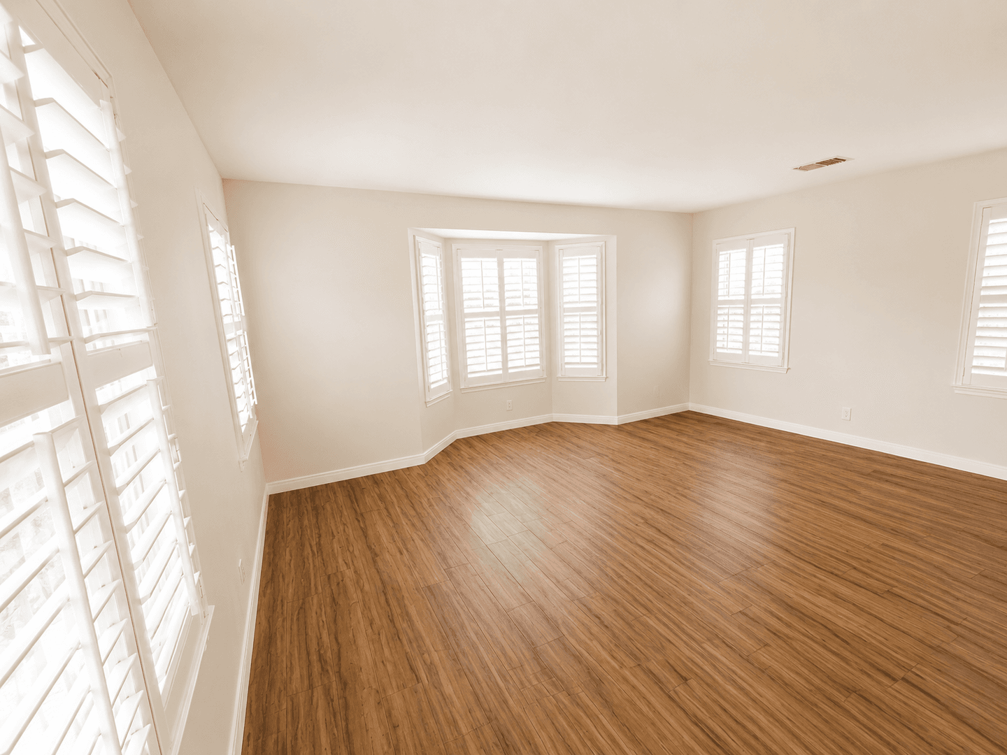 Los Angeles House: 2157 W 109th Pl