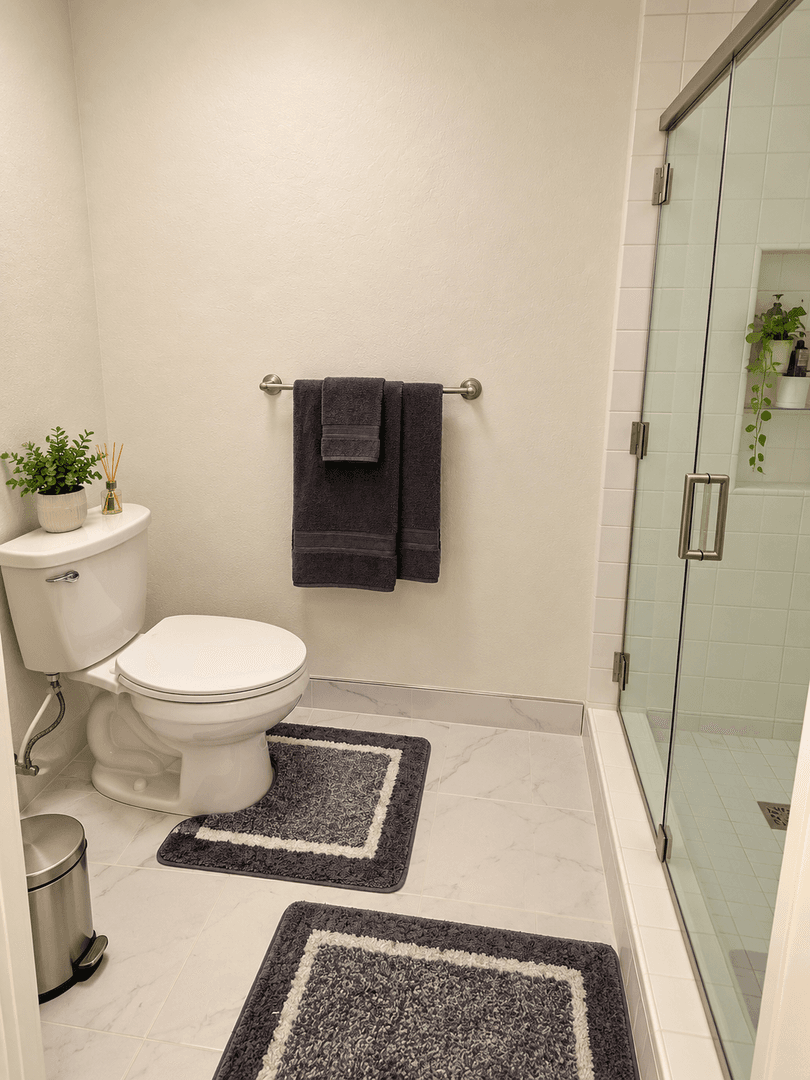 Rolling Hills Apartment: 15 Cresta Verde
