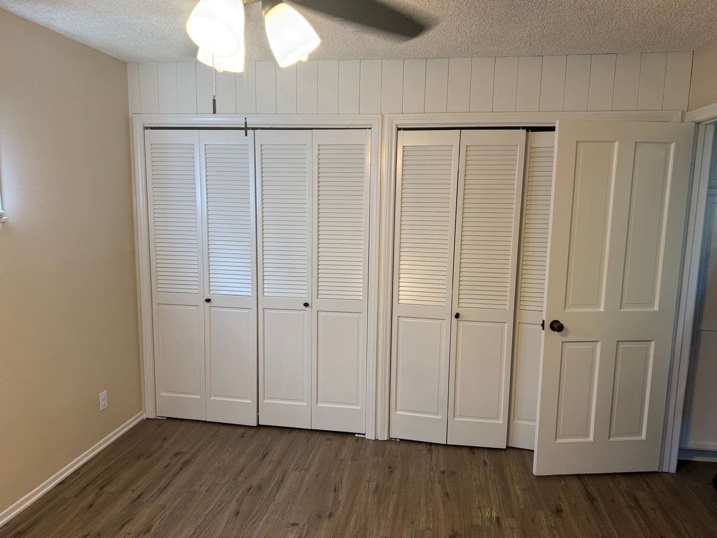Glendora Condo: 325 N Vermont
