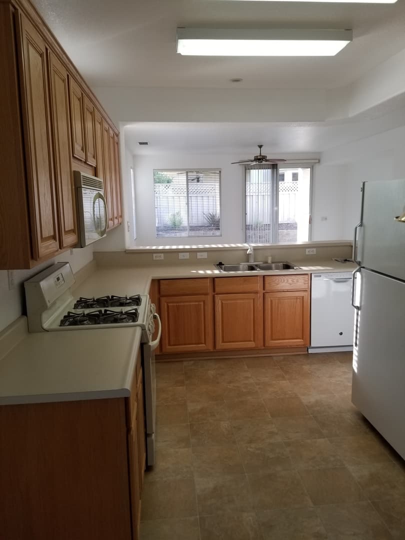 Roseville House: 6025 Whisperlodge Way