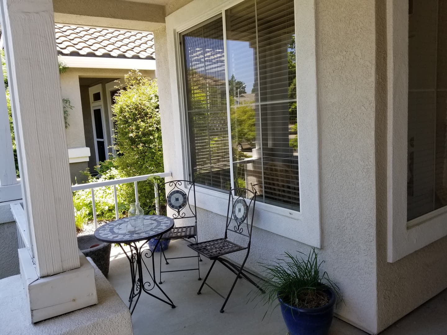 Roseville House: 6025 Whisperlodge Way