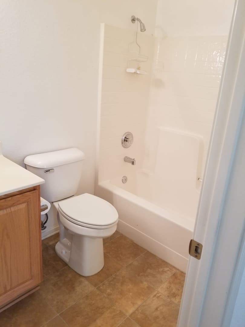 Roseville House: 6025 Whisperlodge Way