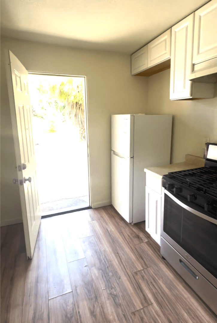Sacramento House: 2981 26th Ave