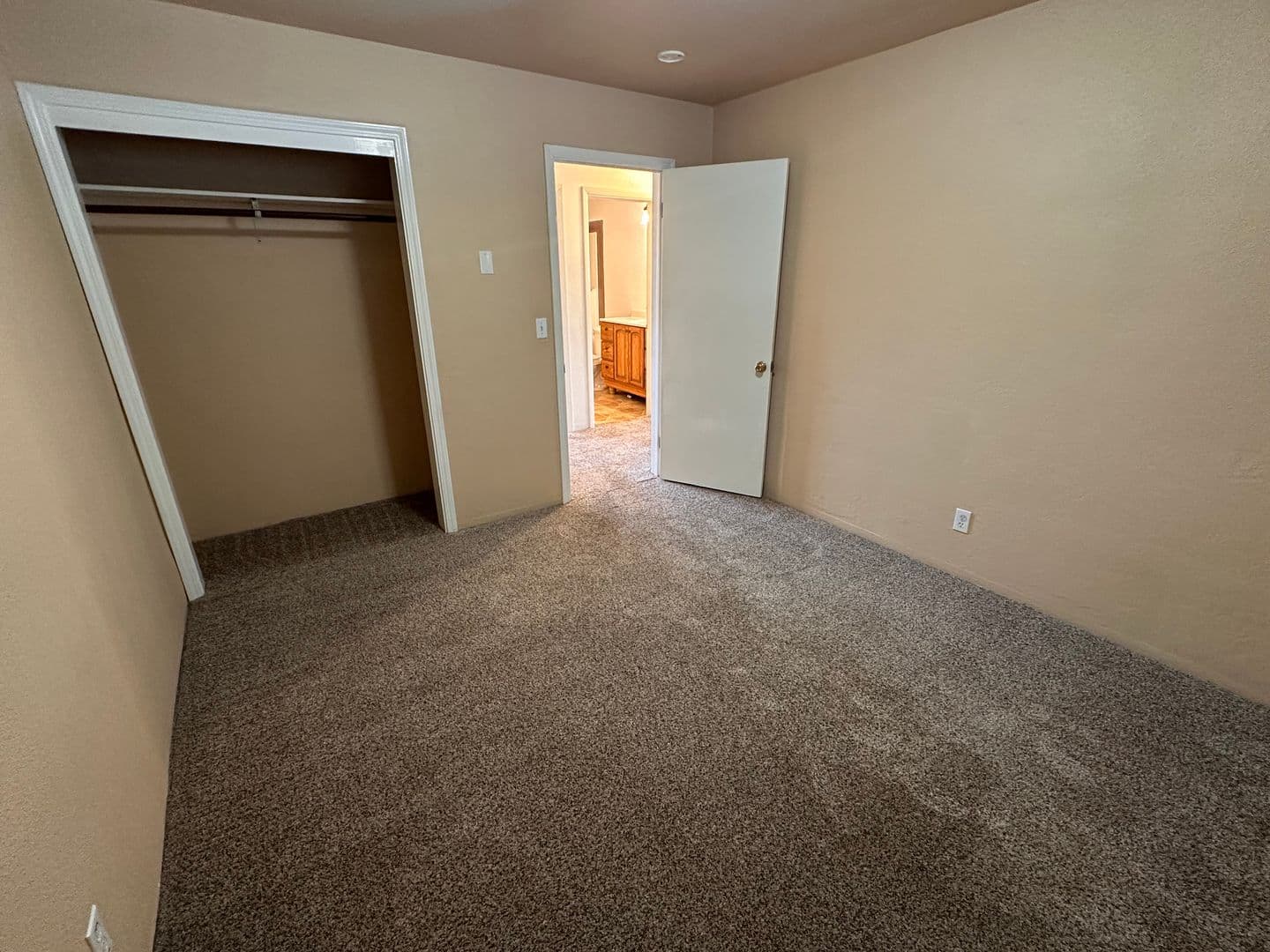 Junction City Apartment: 785 & 765 Nyssa St.