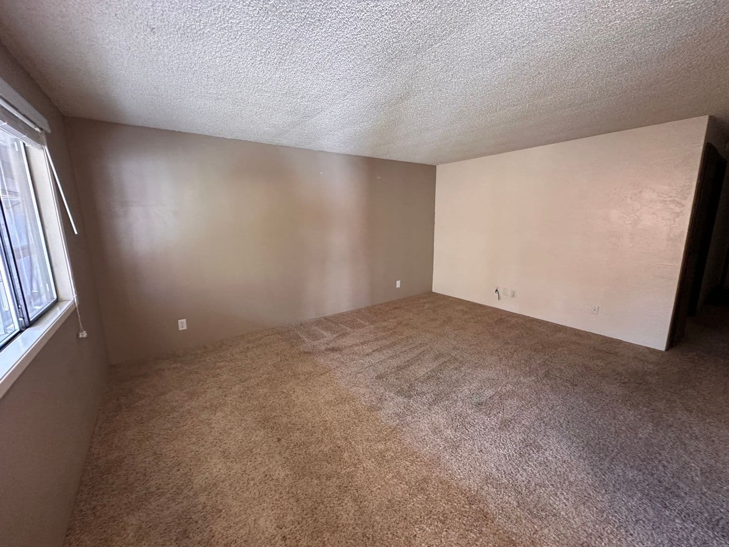 Eugene Apartment: 5477 Donald St