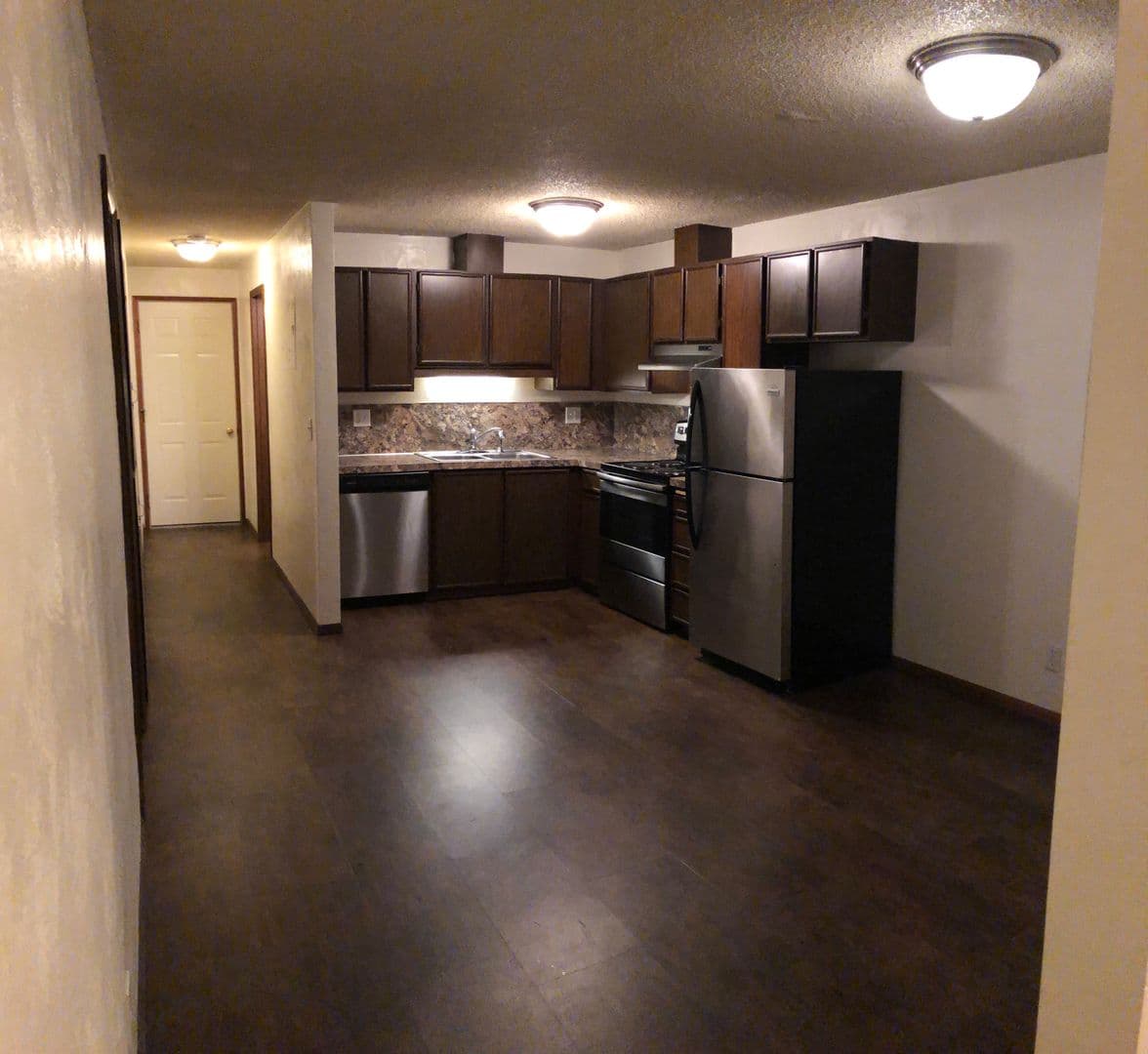 Eugene Apartment: 5477 Donald St