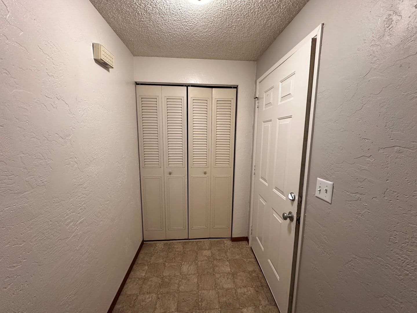 Eugene Apartment: 5477 Donald St