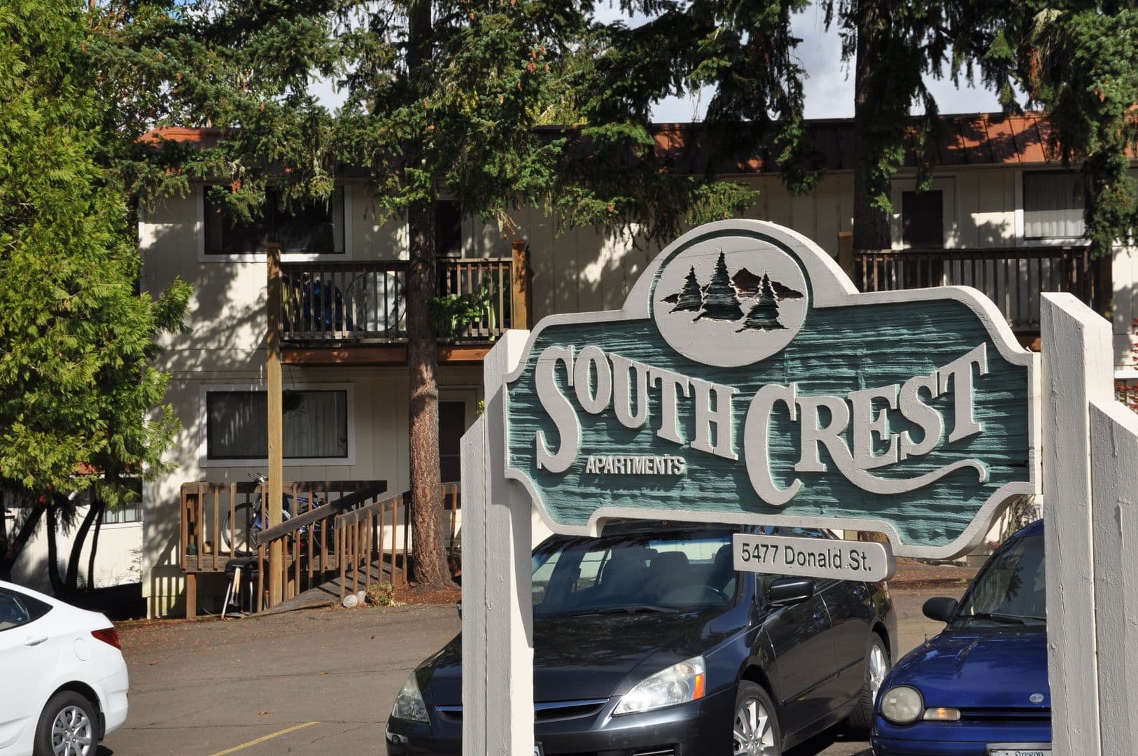 Eugene Apartment: 5477 Donald St