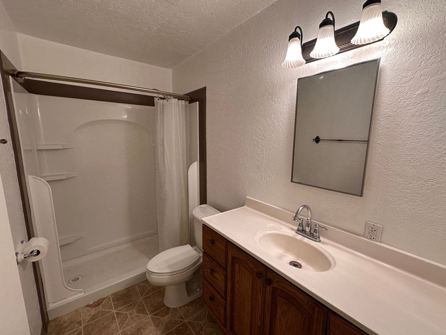 Junction City Apartment: 785 & 765 Nyssa St.